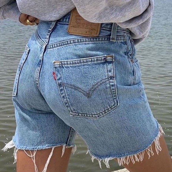 Levi's Pants - 🌿CUSTOM MADE LEVI SHORTS